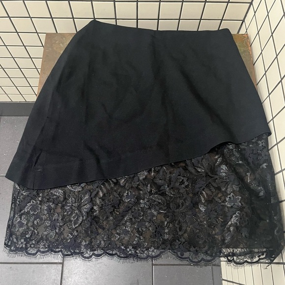 NWT Reformation Perla Lace Mini Skirt Black 0 - Picture 4 of 5